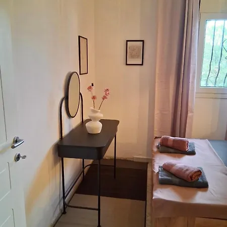 Aelia * PalaiónTsiflíkion