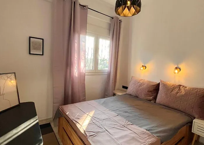 Aelia PalaiónTsiflíkion